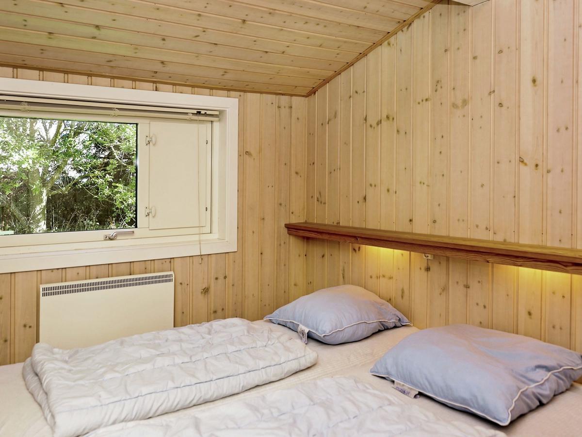 12 Person Holiday Home In Aakirkeby Vester Somarken Exterior foto